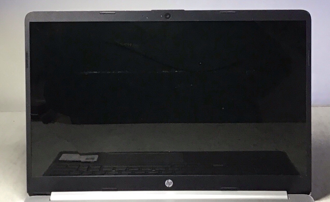 HP 15-DY2091WM Intel i3-1115G4 @ 3.00GHz 8GB Ram 256GB SSD *DAMAGED SCREEN*