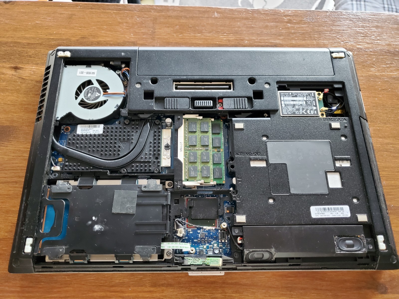 HP Elitebook 8460p Laptop – i5-2450M, 64gb SSD, 8gb RAM.