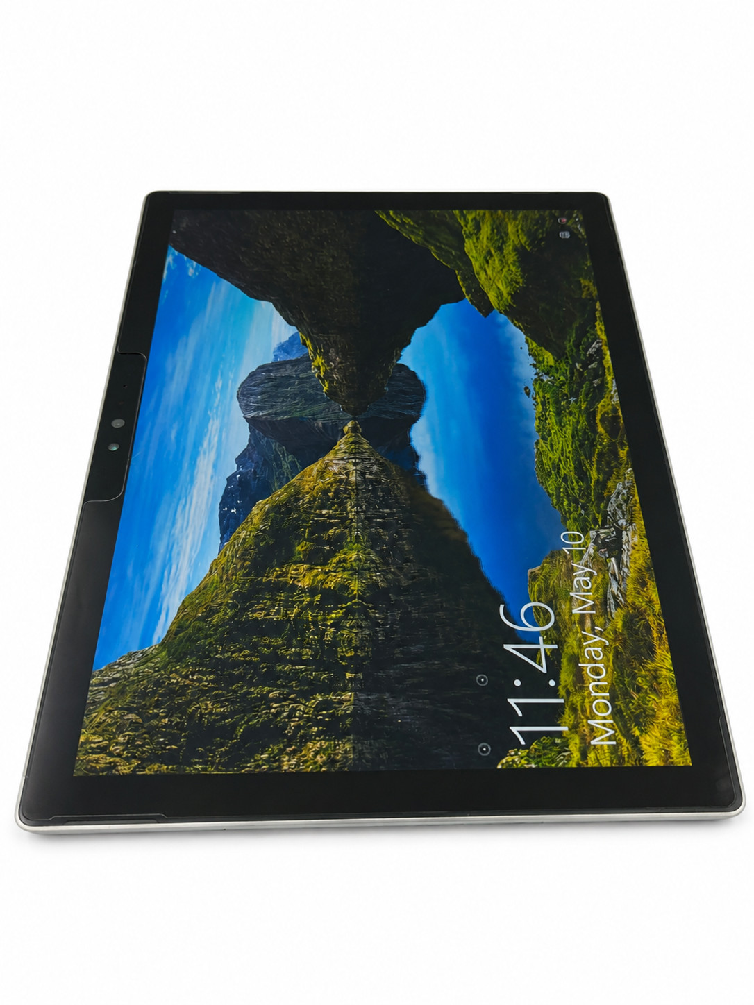Microsoft Surface Pro 4 1724 12.3” Intel i5-6300U 4GB RAM 128GB SSD