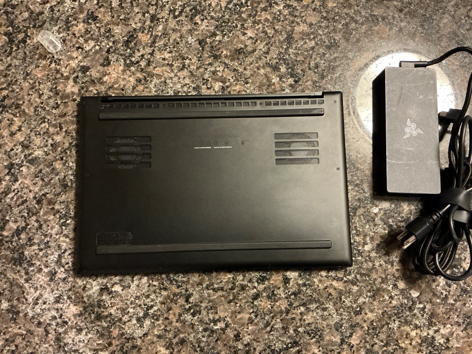 Razer Blade 15 Advanced 2018 Gaming Laptop (NVIDIA GeForce GTX 1070 w Max-Q)