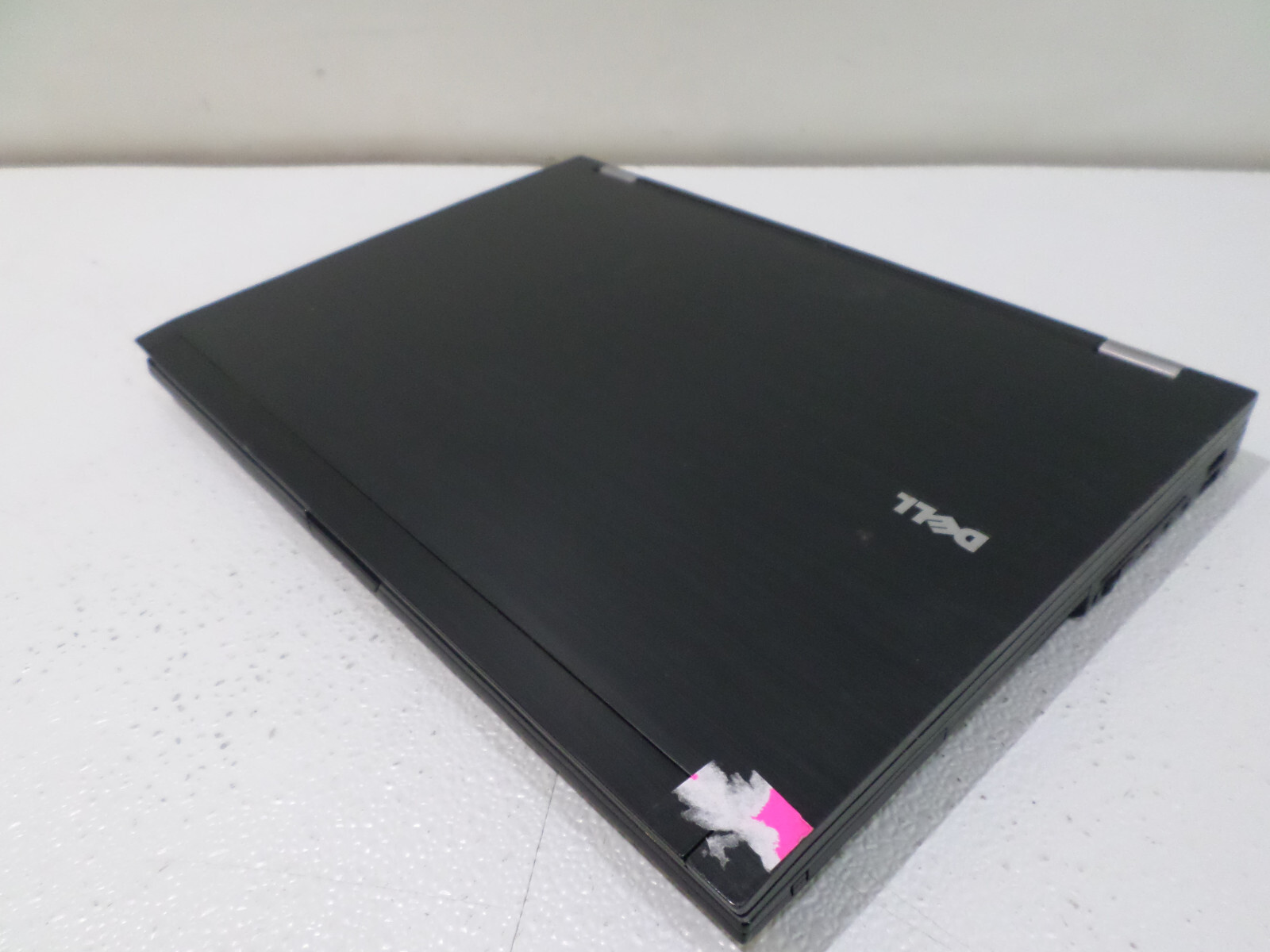 Dell Latitude E6500 Laptop – No HDD, Bad Bat, 2GB RAM, Intel Core 2 Duo P8700