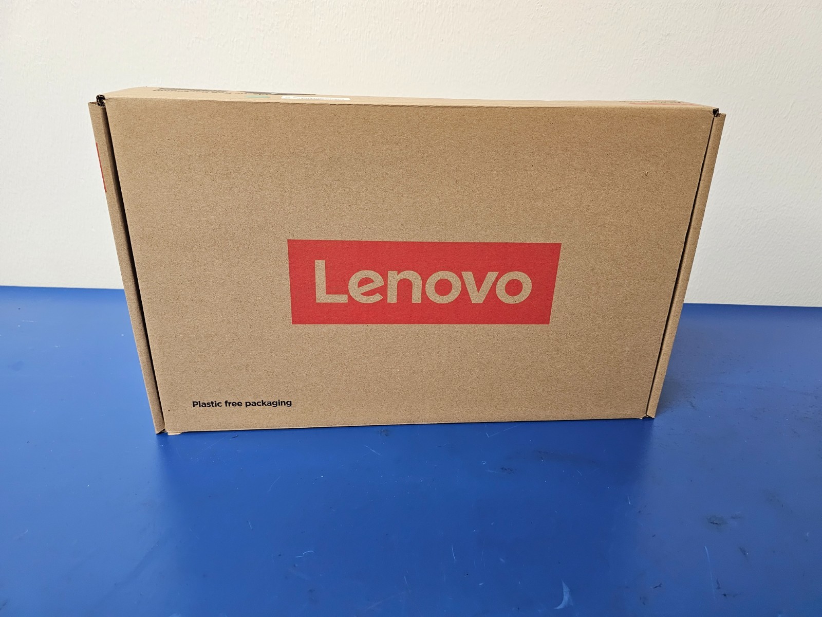 Lenovo Slim 7 14ILL10, Intel Core Ultra 7 258V, 2.20 GHz, 32 GB RAM, 1 TB NVMe