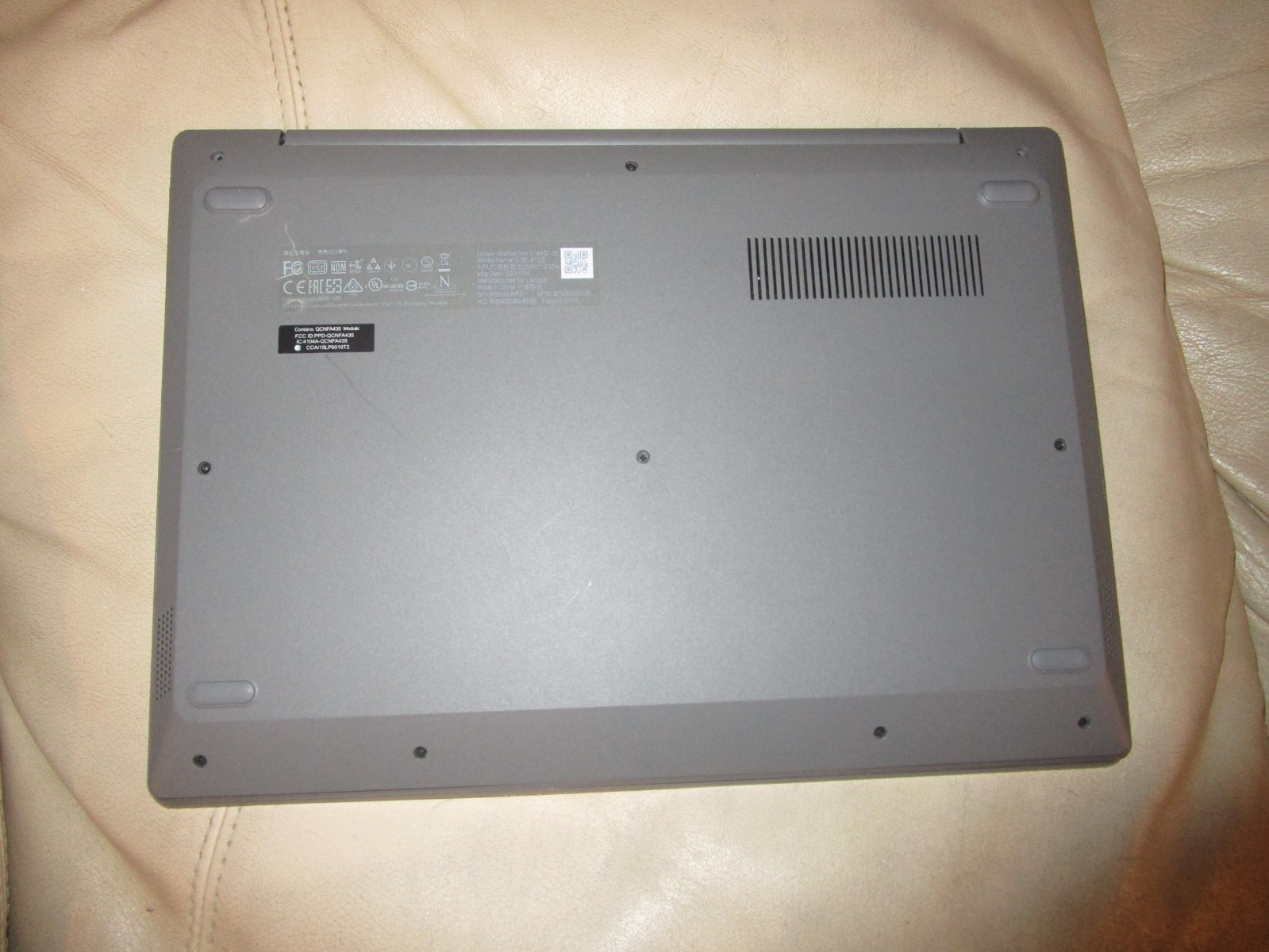 Lenovo IdeaPad 1 14″ (64 GB eMMC, AMD A6 A6-9220e, 1.60 GHz, 4GB) Laptop -…