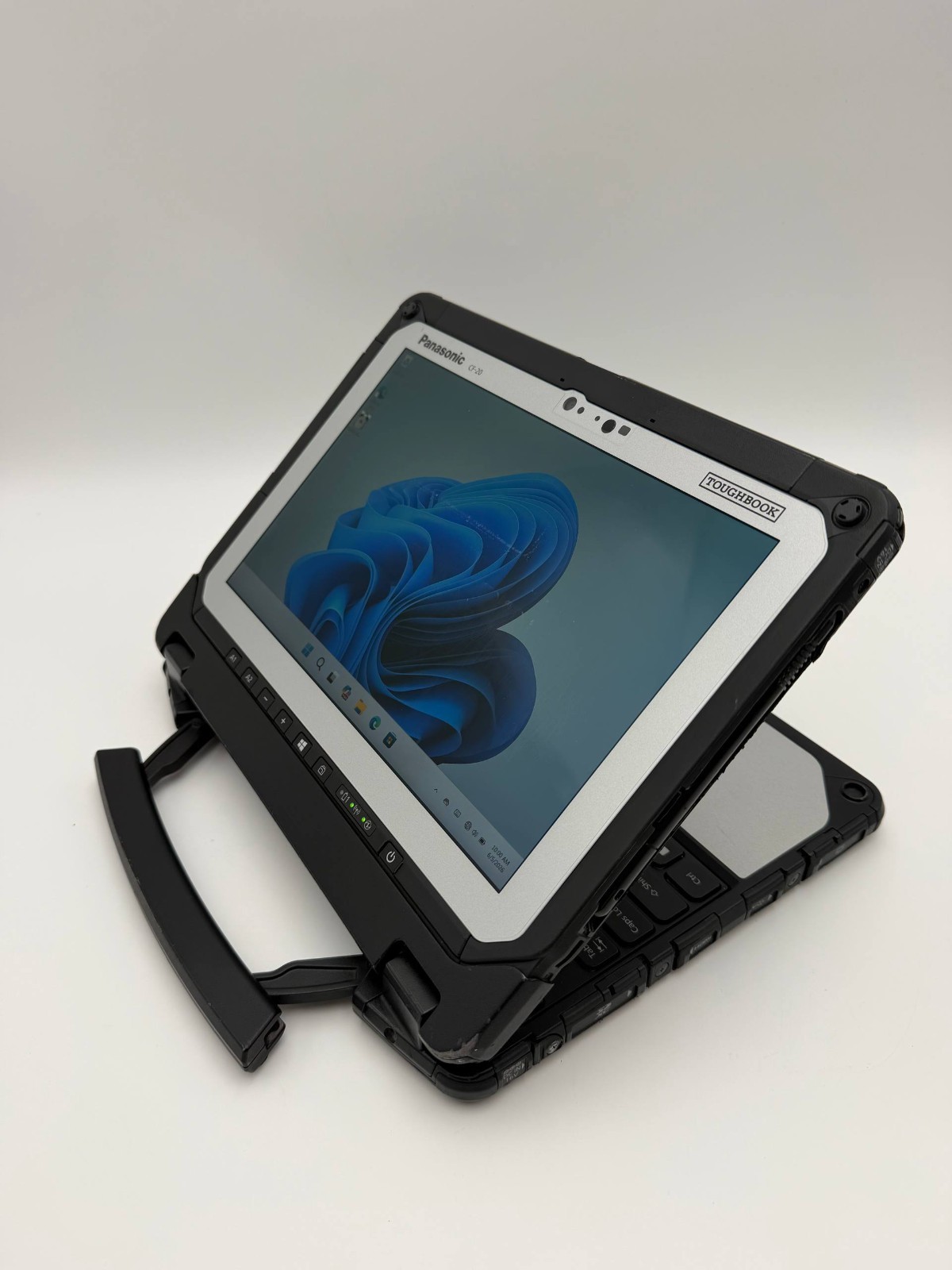 Panasonic Toughbook CF-20 MK2 i5-7y57 8GB 256GB Barcode Win11pro 2 batteries