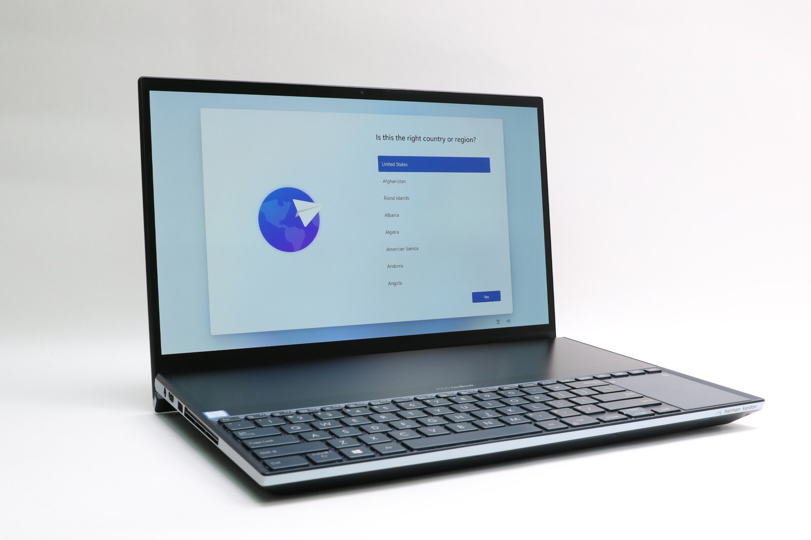 15″ 4K ASUS ZenBook Pro Duo UX581GV, i7-9750H, 16GB, 1TB SSD, RTX 2060, Touch!