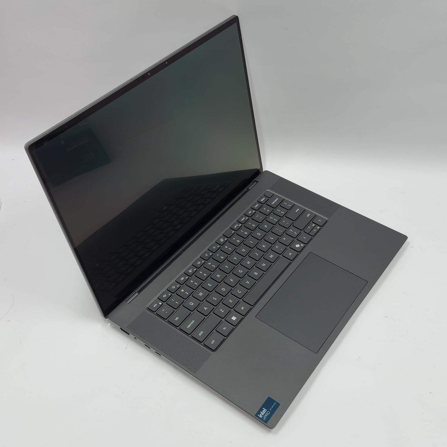 Dell Precision 5690 16″ Core Ultra 7 165H 3.8GHz 64GB RAM 1TB SSD RTX 4090