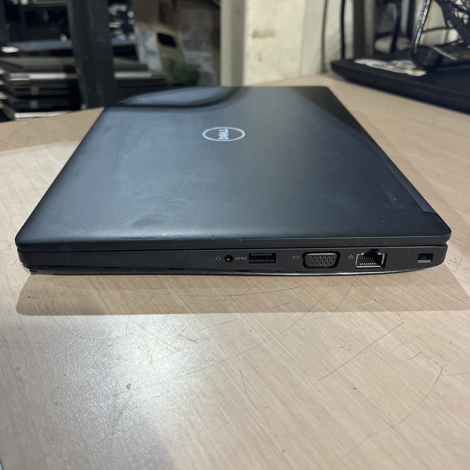DELL LATITUDE 5280 INTEL CORE I3-7100U 2.40GHZ 8GB RAM NO HD ,,