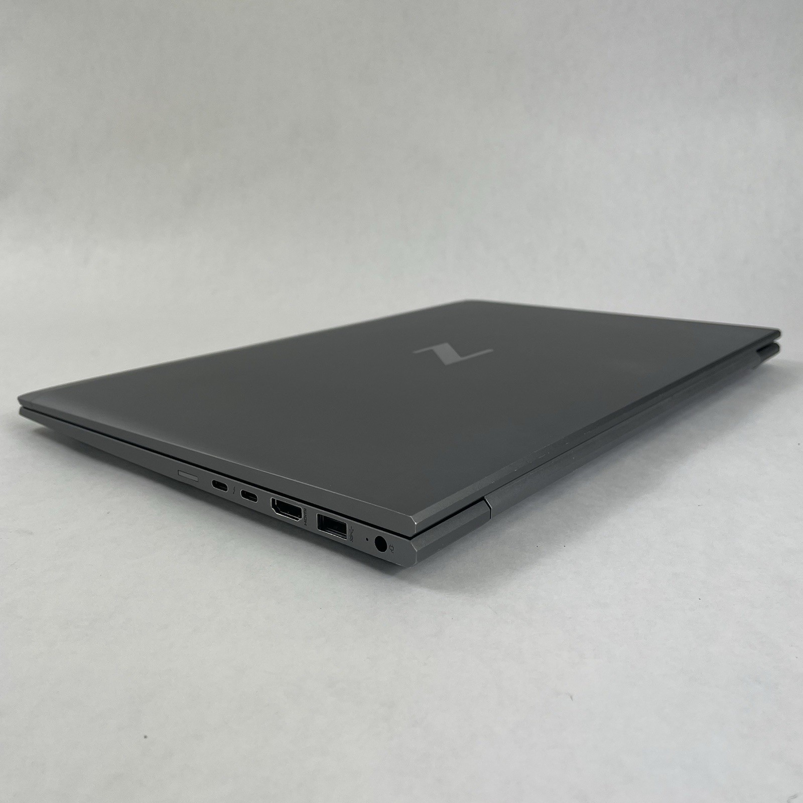 HP ZBook FireFly 15 G8 15.6″ i7-1165G7 2.8GHz 16GB RAM No SSD/OS/AC – Bad Corner