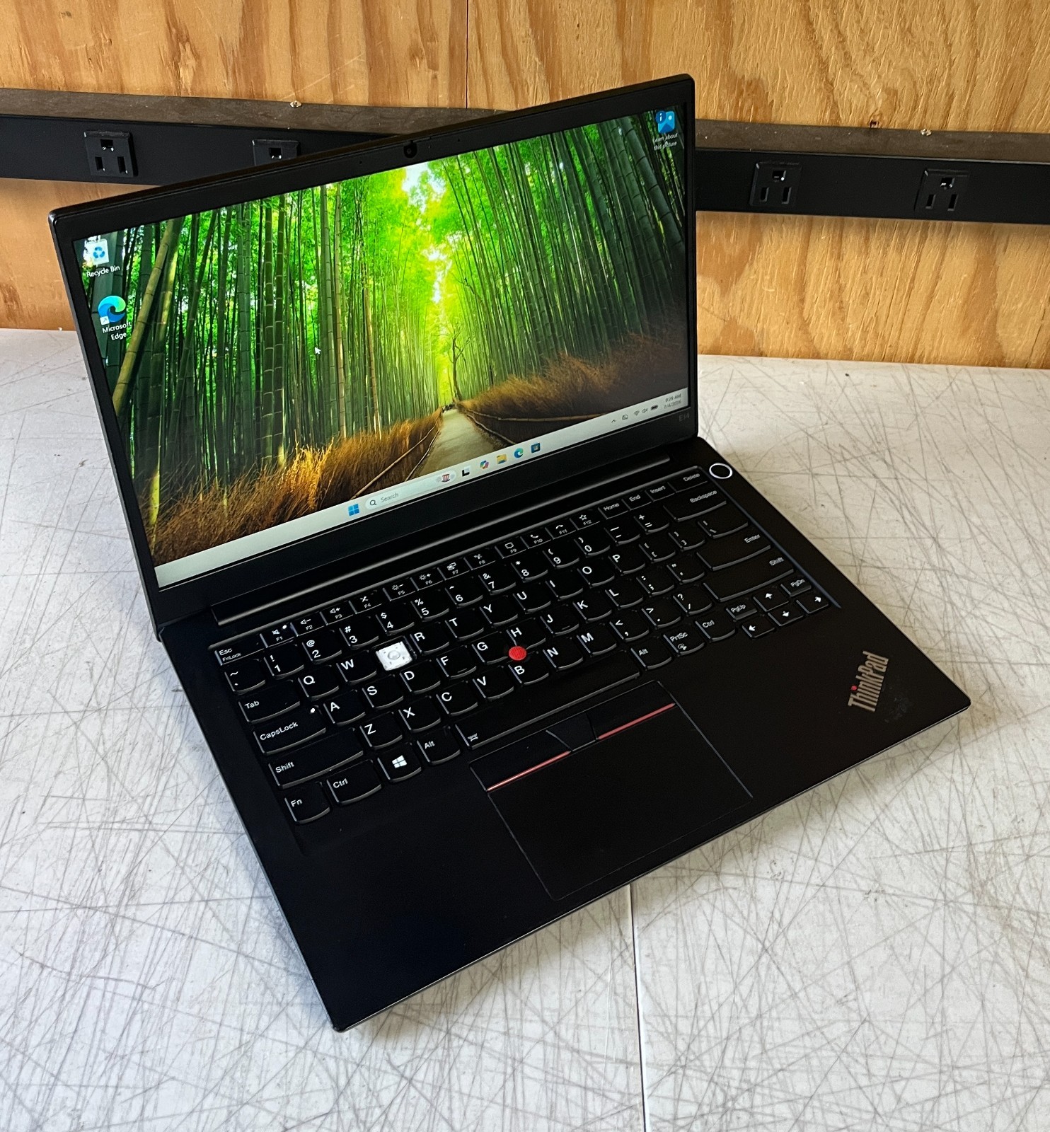 Lenovo ThinkPad E14 TOUCH Core i7-1165G7 16GB RAM/512GB NVMe SSD WIN 11
