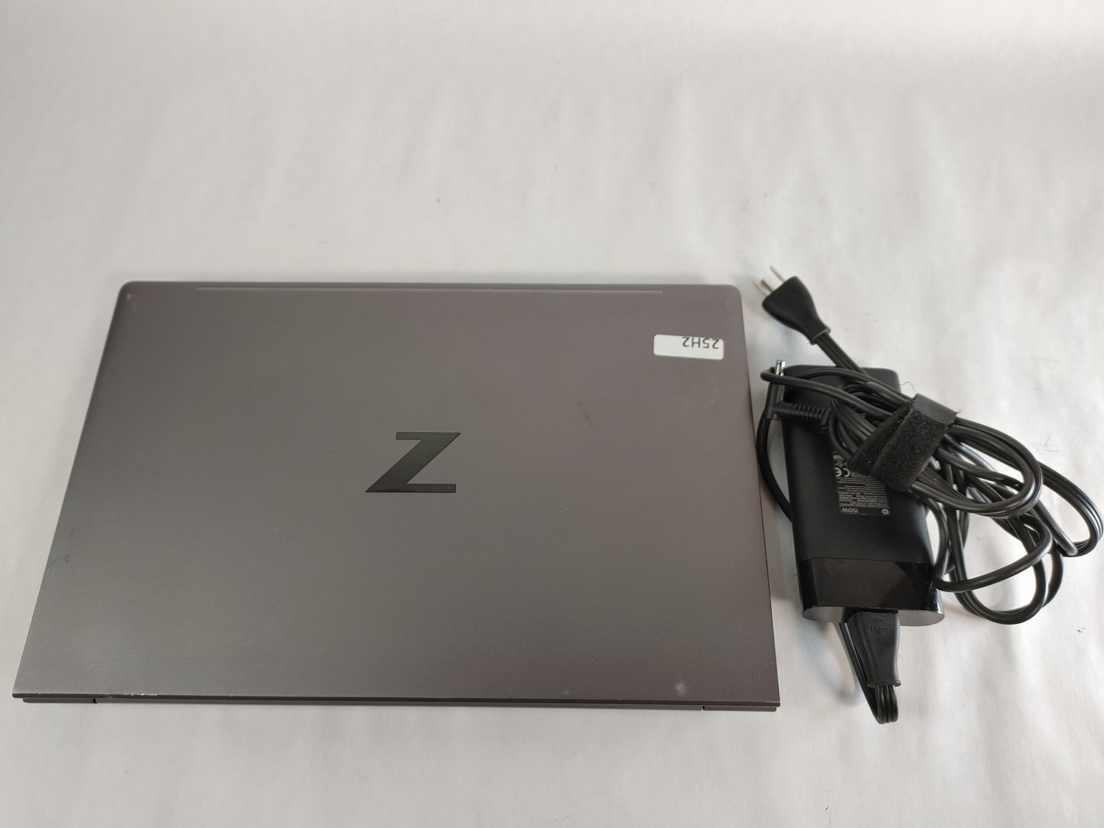 HP Zbook Power G8 Core i9-11900H 2.50 GHz 64 GB DDR4 2 TB NVMe Windows 11 Pro