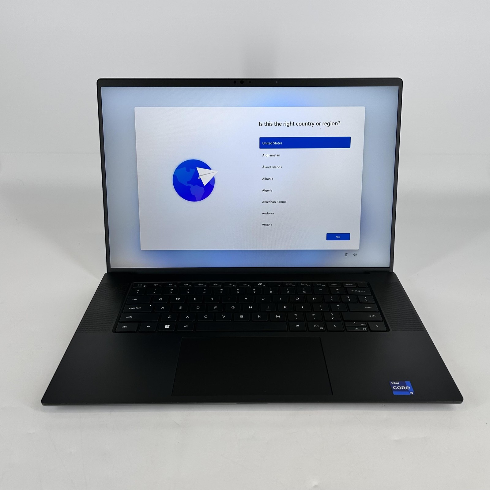 Dell Precision 5680 16 Gray FHD+ 2.6 GHz i9-13900H 64GB 1TB SSD RTX 4000 Ada