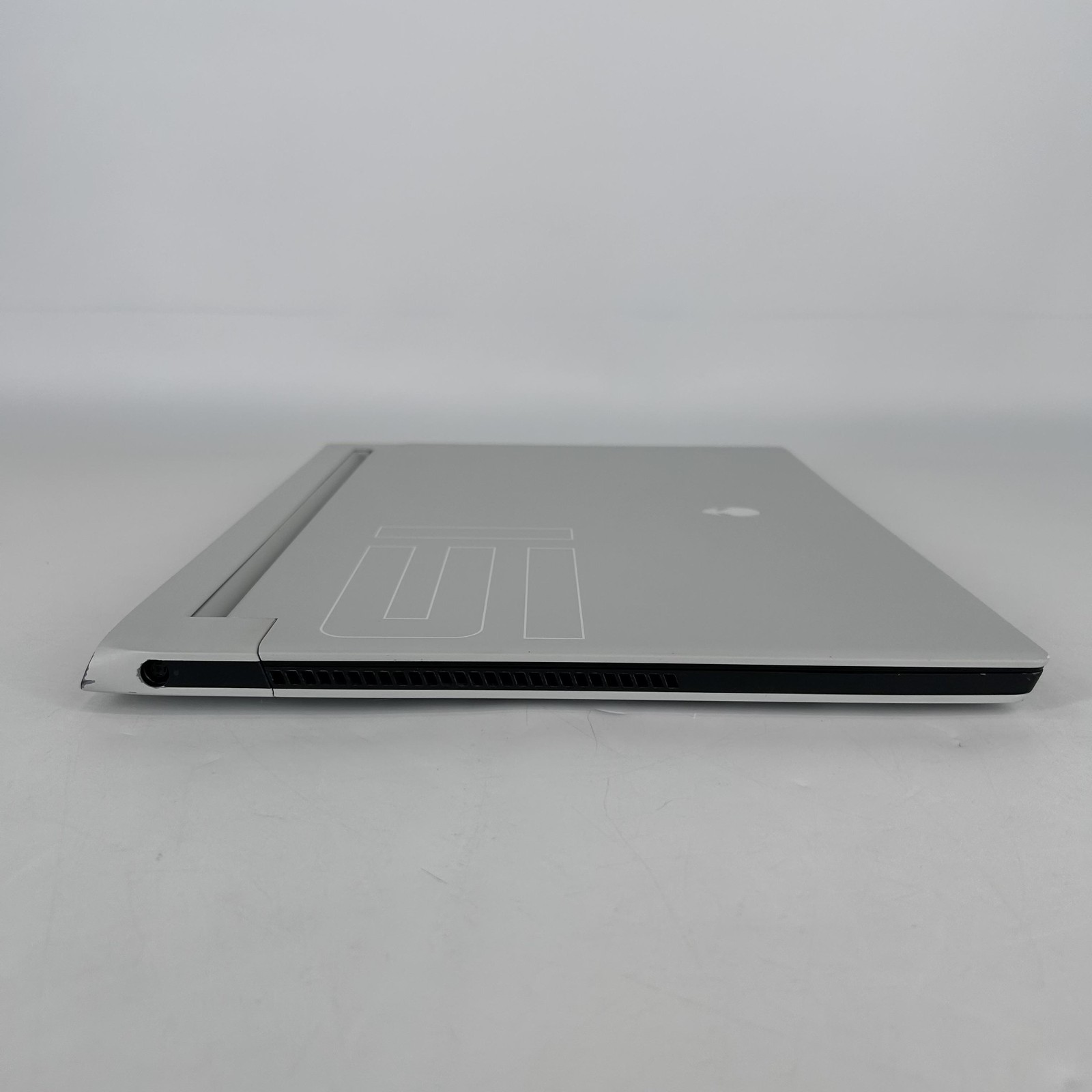 Dell Alienware X15 R2 165Hz FHD 2.3GHz i7-12700H 16GB 1TB RTX 3070 Ti FRAME GAP