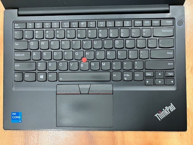 Lenovo ThinkPad 14″ E14 G2 i5-1135G7 8GB 256GB NVMe Windows 11 Pro
