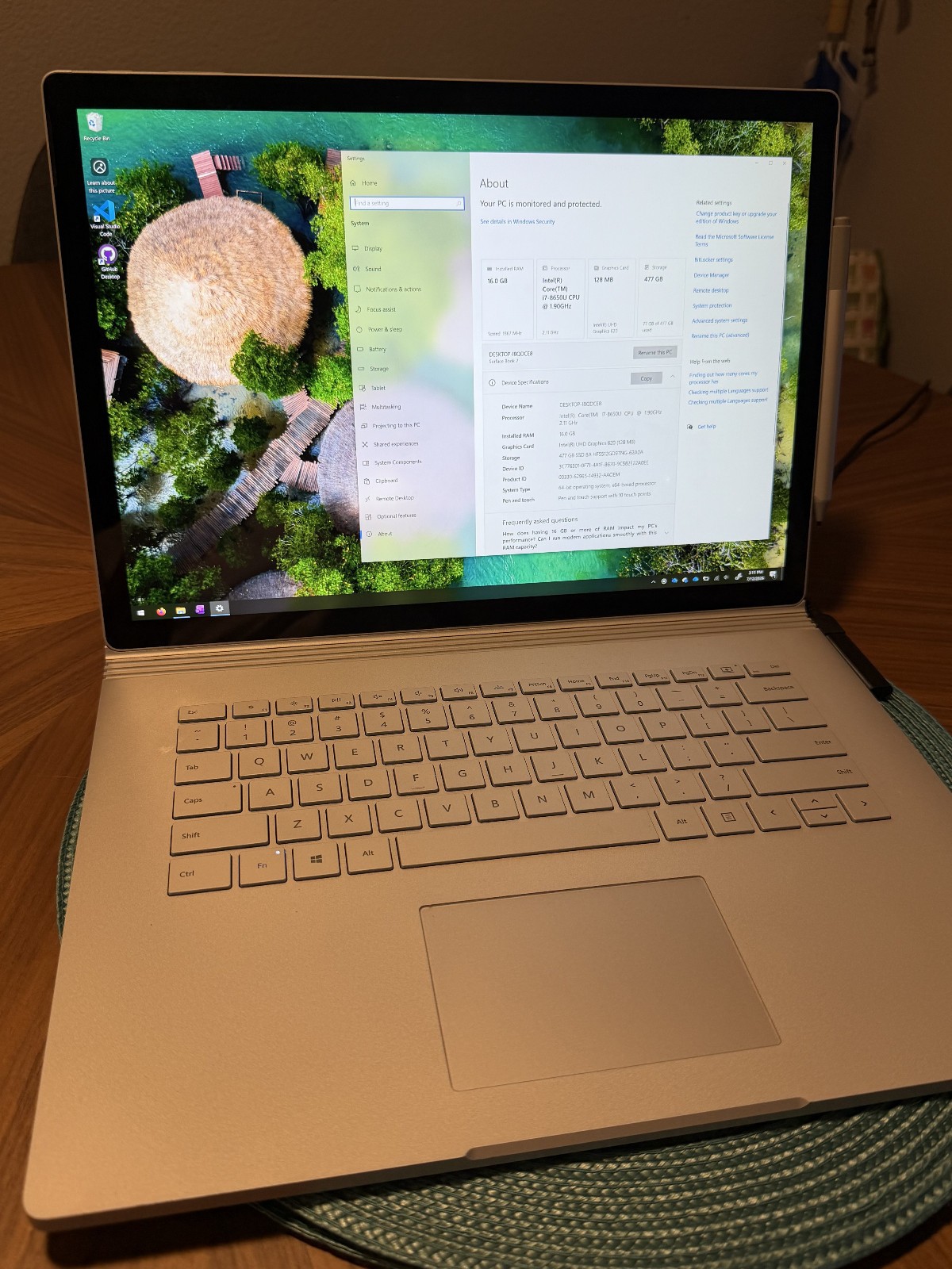 Microsoft Surface Book 2 i7 16GB RAM 512GB SSD