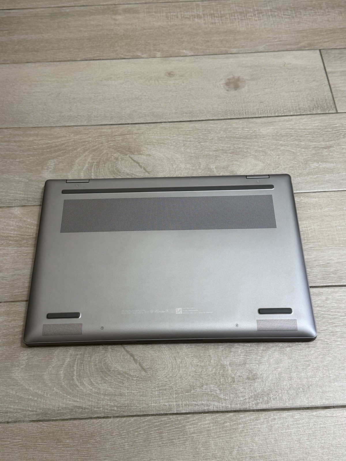 HP Envy x360 2-in-1 16-ad0013dx 16″ Touch Ryzen 5 8640HS 8GB RAM 512GB SSD