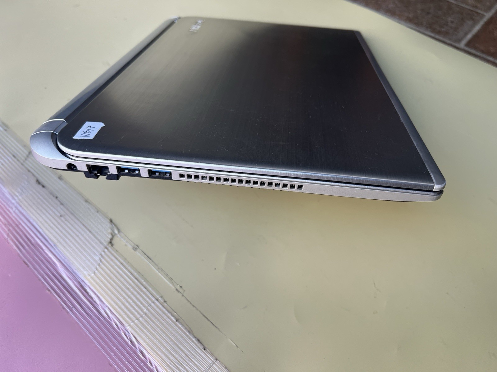 TOSHIBA SATELLITE E45-B4200 Core i5-4210U 6GB RAM 750GB HDMI BLUETOOTH 1920X1080