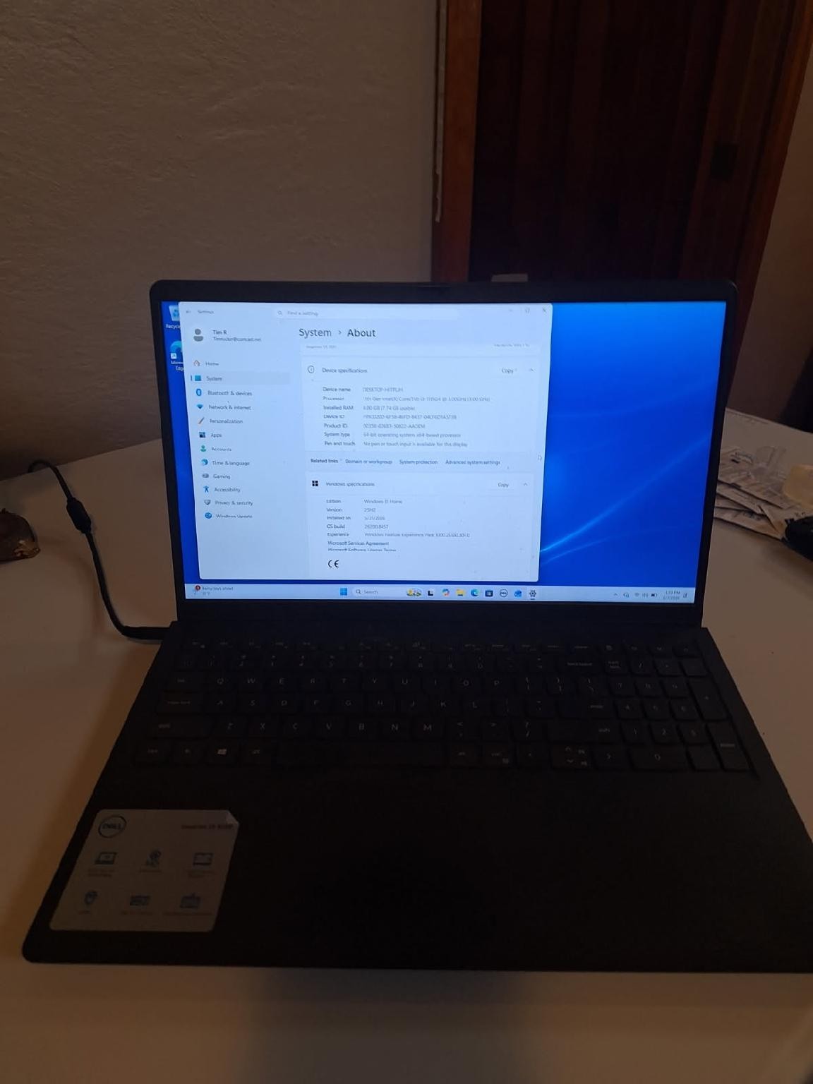 Dell Inspiron 15 3511 15″ Core i3 11th Gen 8GB RAM 128GB SSD Black Laptop