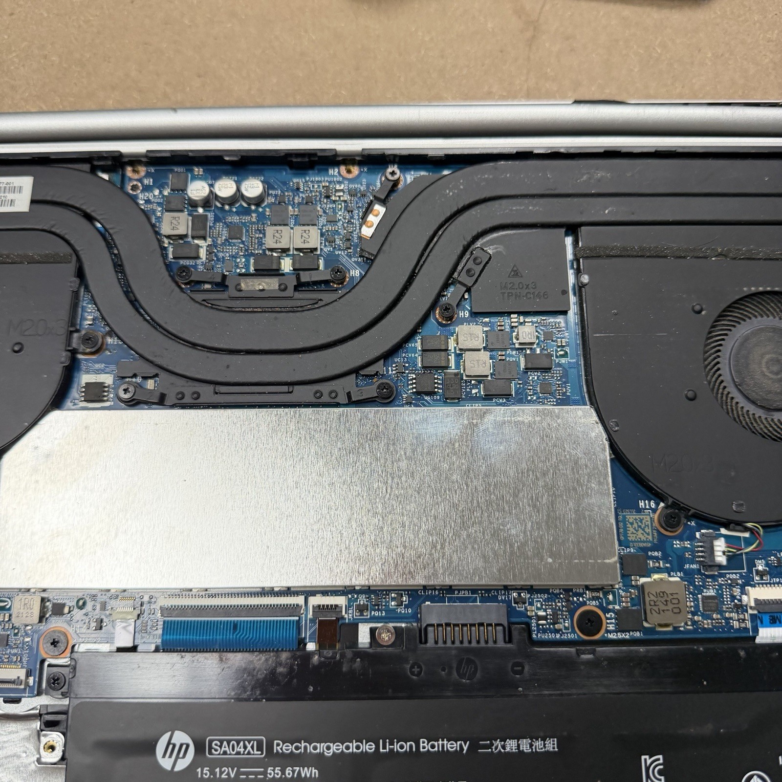 *BROKEN SCREEN HP Envy 17.3″ I7-1165G7 Laptop 8GB RAM NO SSD MX450