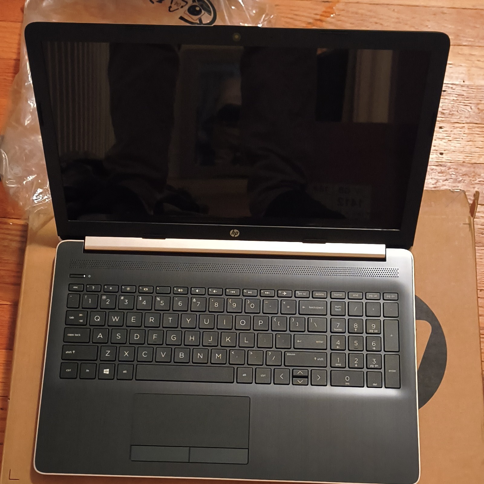 HP HP 17 17.3″ Intel Core i5 Windows Laptop w/ Built-In Webcam Black/Silver