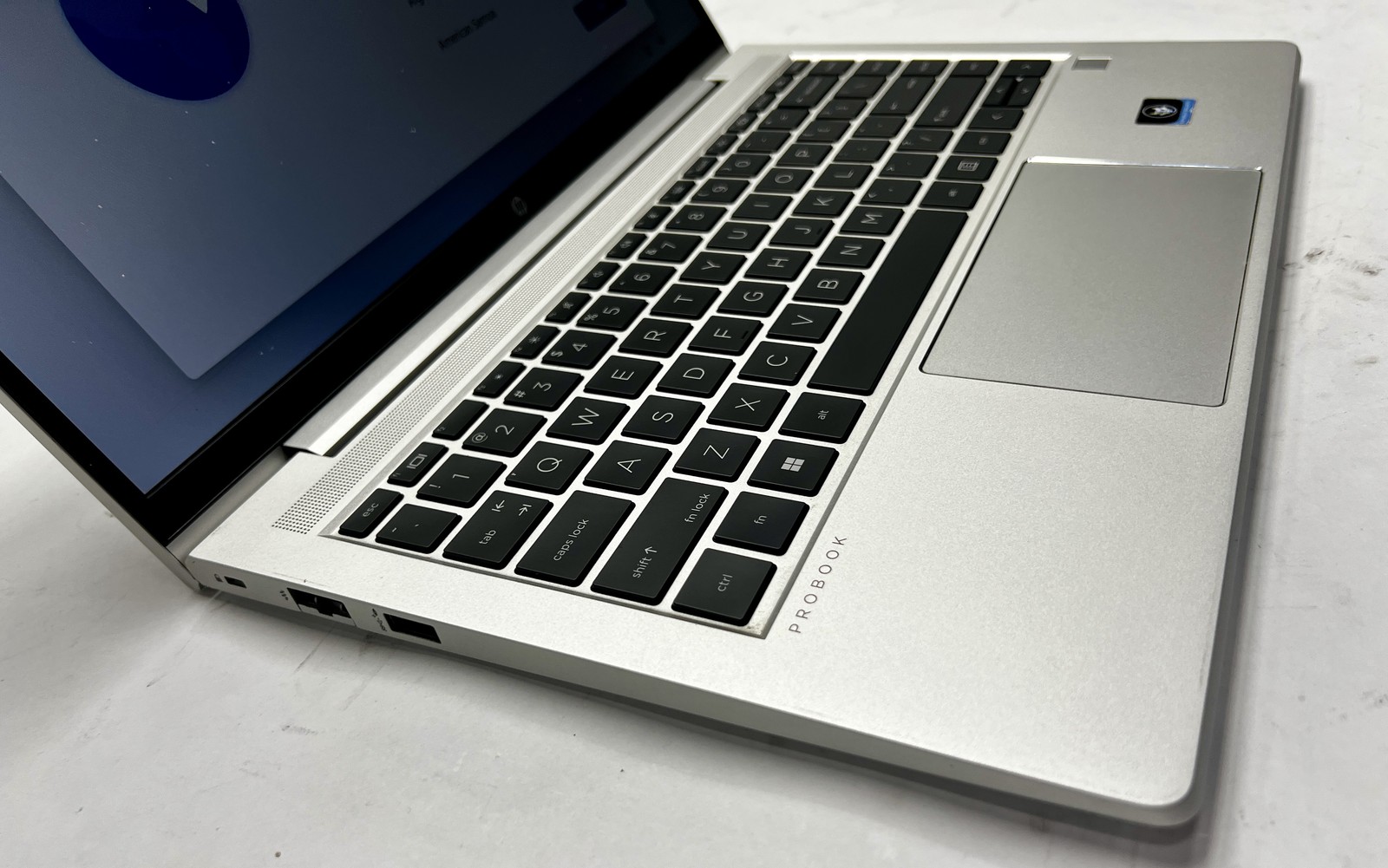 HP ProBook 445 14″ G9, AMD Ryzen 7 5825U, 16GB, 512GB, Windows 11 pro