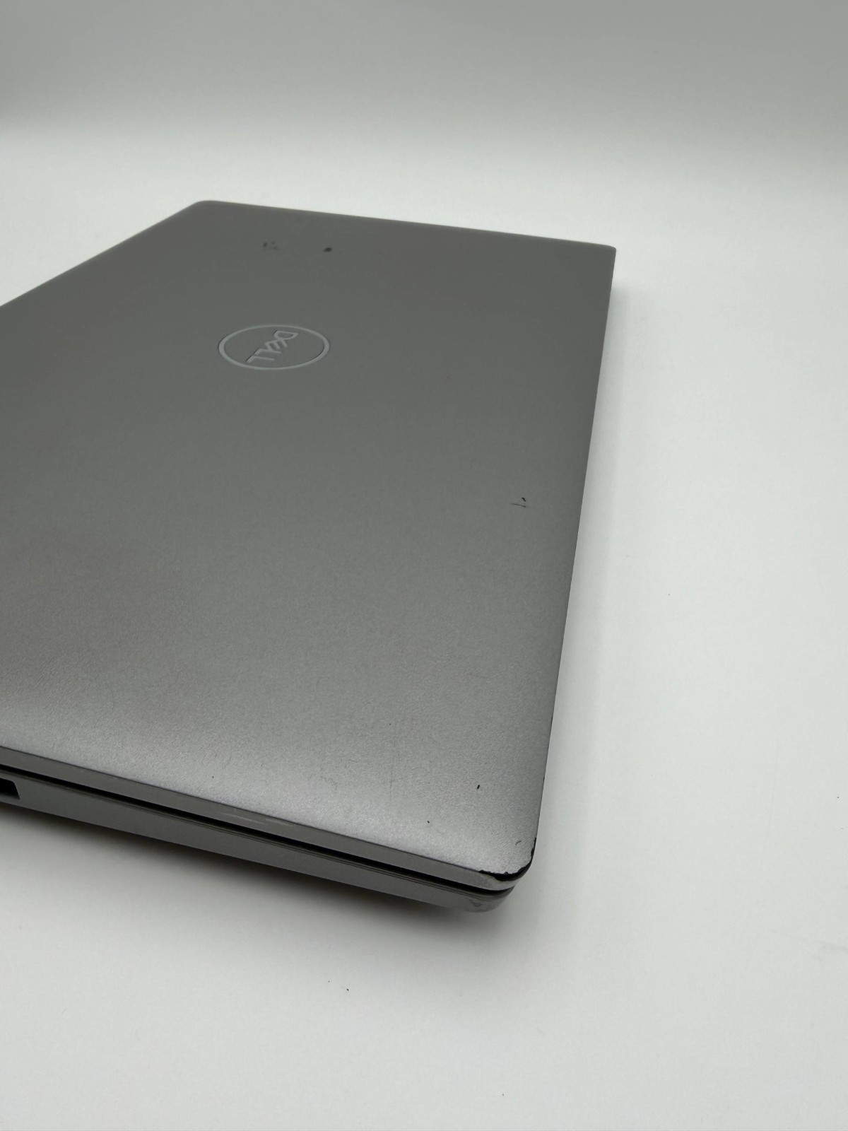 Dell Precision 3561 15.6″ i7-11800H 32GB 512GB NVMe SSD Nvidia T600 Win 11 Pro