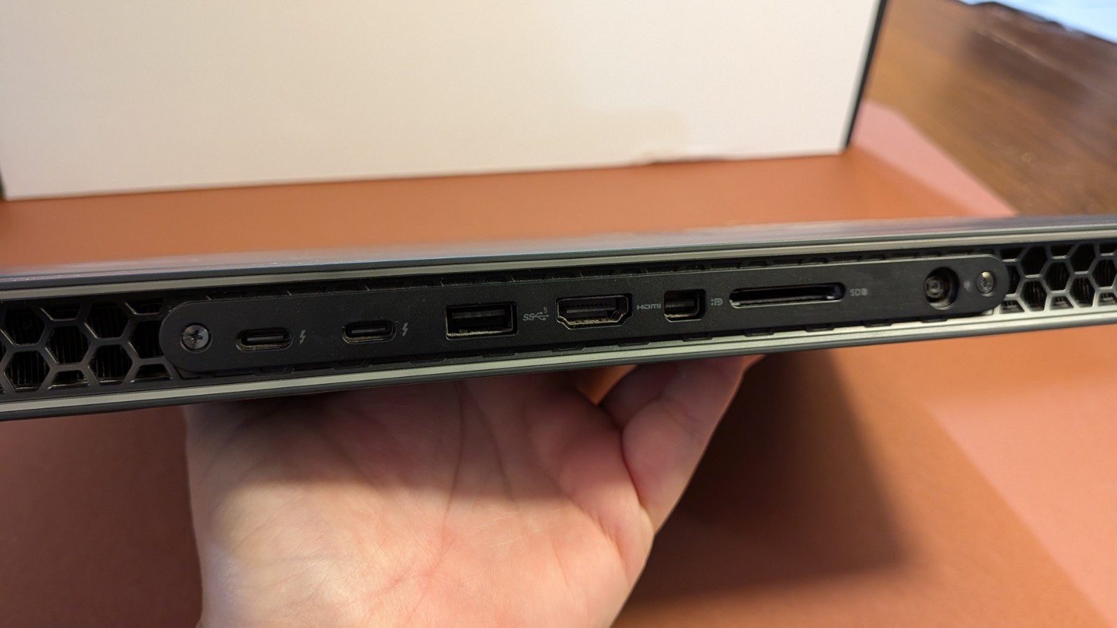 Dell Alienware m16 R1 4080 Laptop with Elite Backpack and Original Box Tested