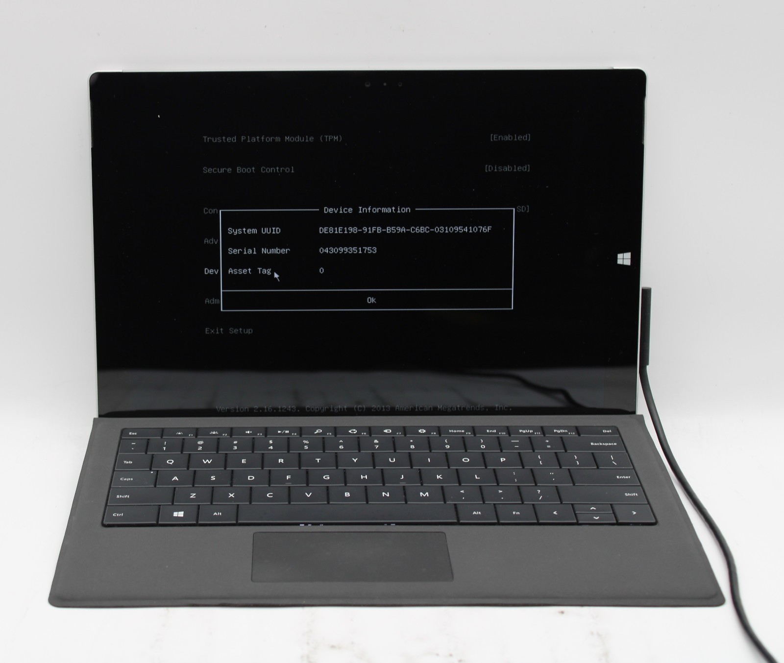 Microsoft Surface Pro 3 i7-4650U @ 1.7 GHz 8GB RAM 256GB SSD No OS