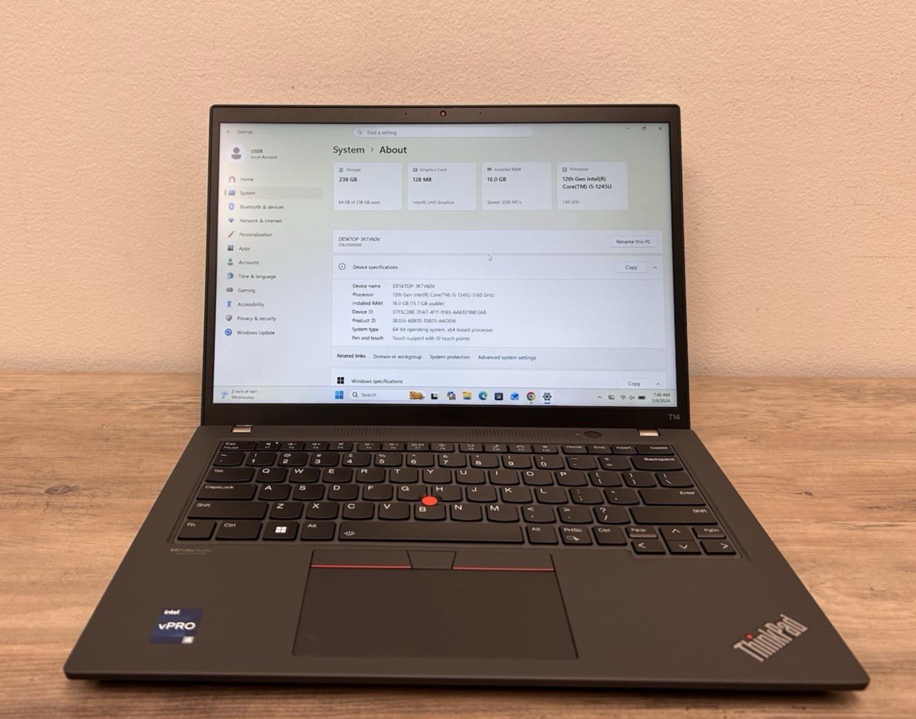 Lenovo ThinkPad T14 Gen 3 | Intel i5-1245U 21AJS5N500