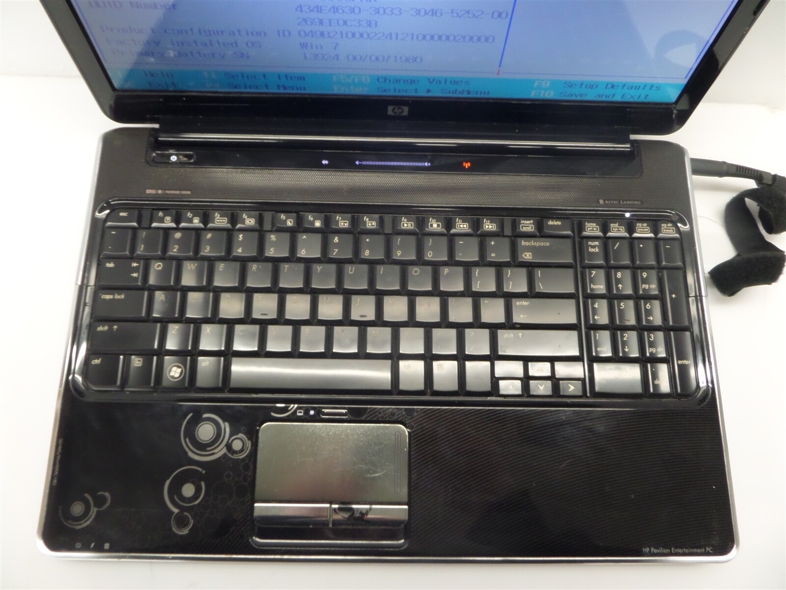 HP Pavilion dv6 Notebook PC w/ i3 M330 2.13GHz CPU 4GB RAM – No HDD