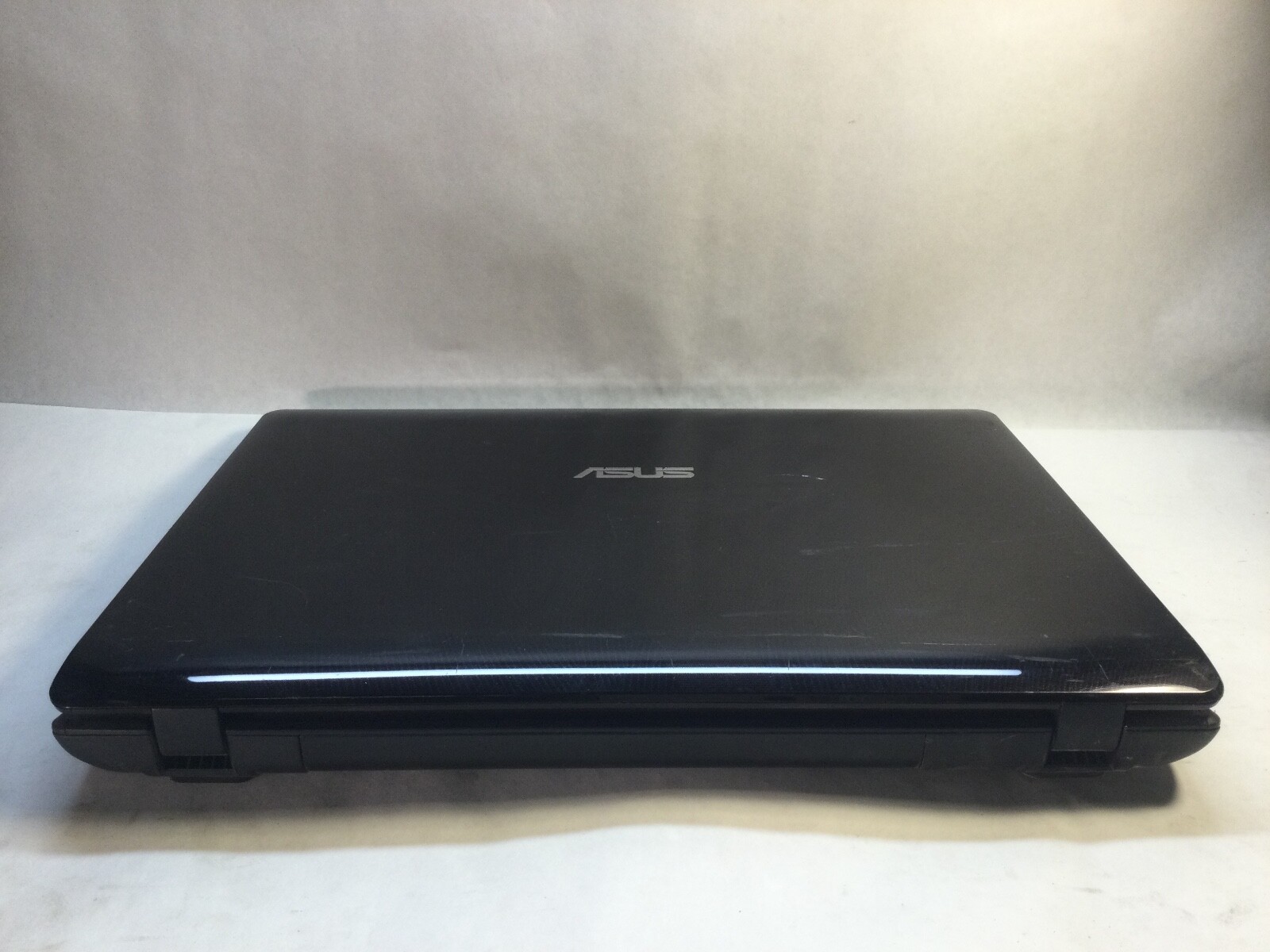 ASUS N61J Intel Core i7 2nd Gen. -DOES NOT POWER ON -MZ