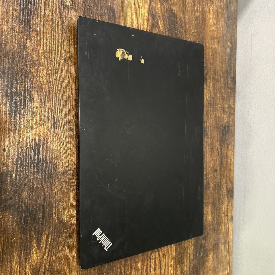 Lenovo E585 AMD Ryzen 3 2200U@2.60ghz 16GB/(2TB SSD),Charg,Batt,Wn11P,Offce2024P
