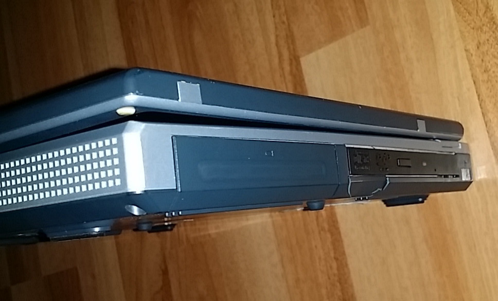 Terra 3000 – Windows XP Laptop – Model 8375 – Retro