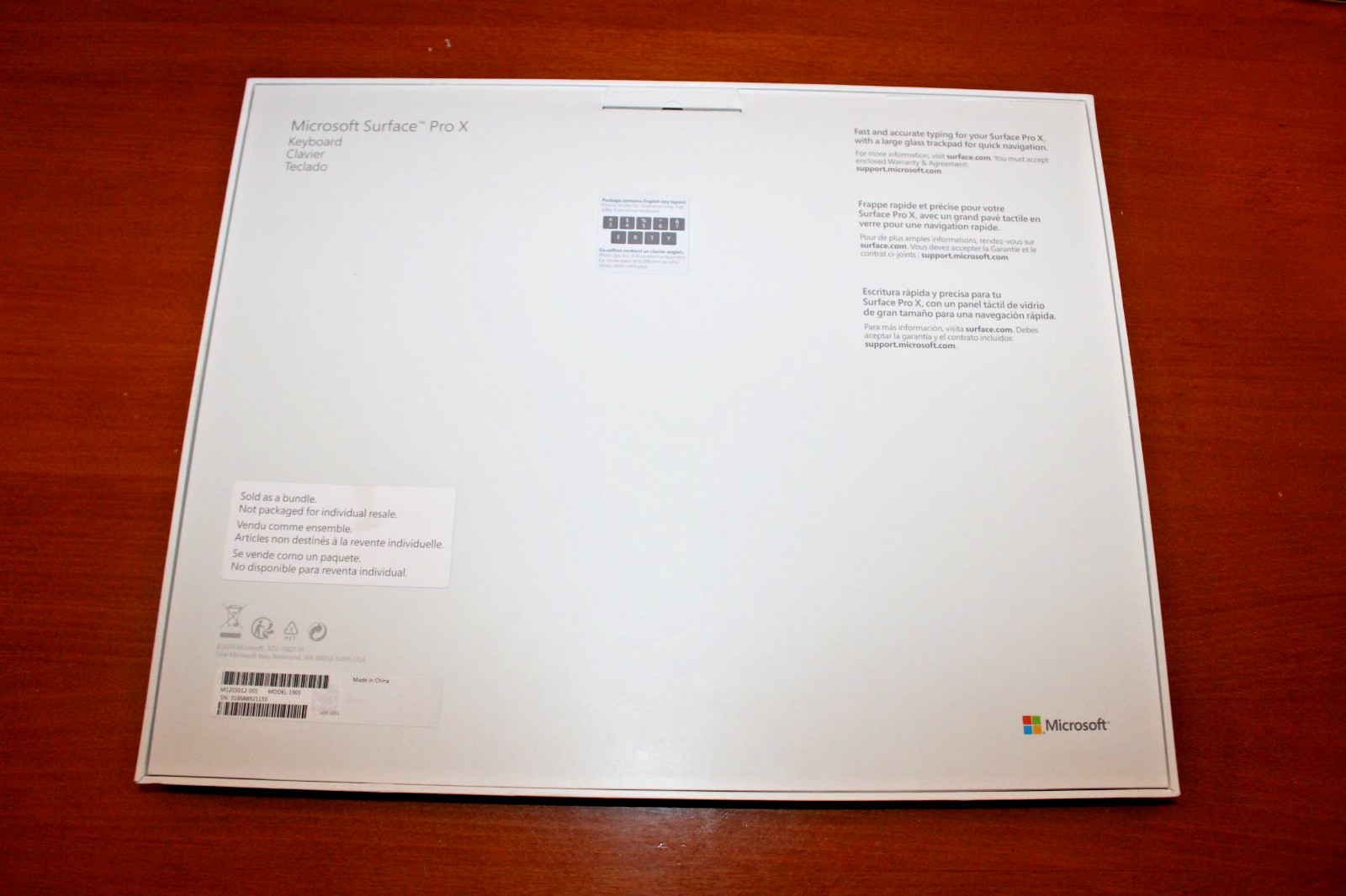 Microsoft Surface Pro 8 (1983) 13″ 128GB, Intel i5 11th, 8GB w/ Keyboard & Mouse