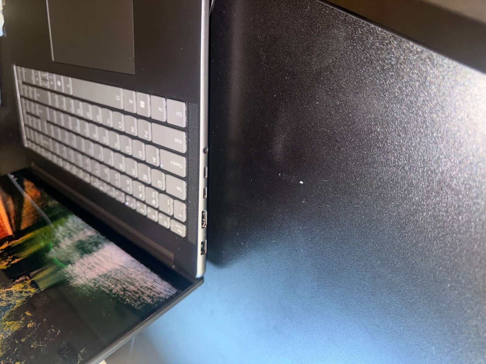 Lenovo Yoga Pro 9i 16″ Core Ultra 9 185H 32GB RAM 1TB RTX 4060 3.2K 165Hz