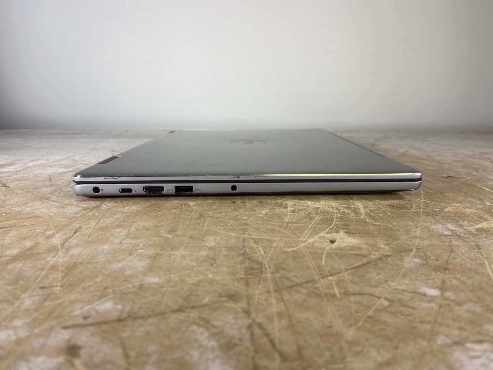 DELL INSPIRON 15 7579 2-IN-1 i7-7500U @ 2.70GHz, 16GB RAM, NO HDD/OS – (PARTS)