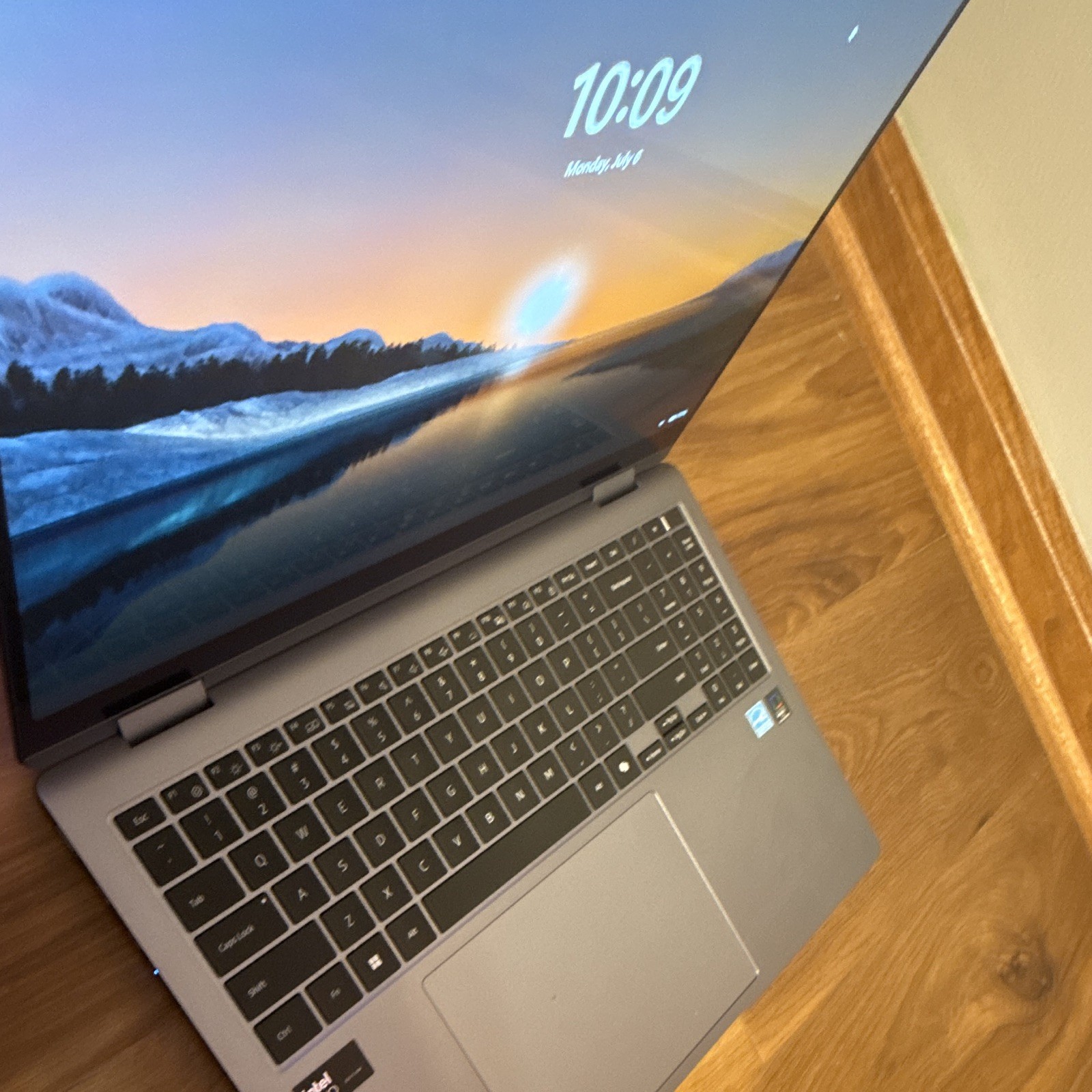 Samsung Galaxy Book4 Pro 360 2-in-1 16″ Ultra 7 16GB 1TB SSD W11H Gray
