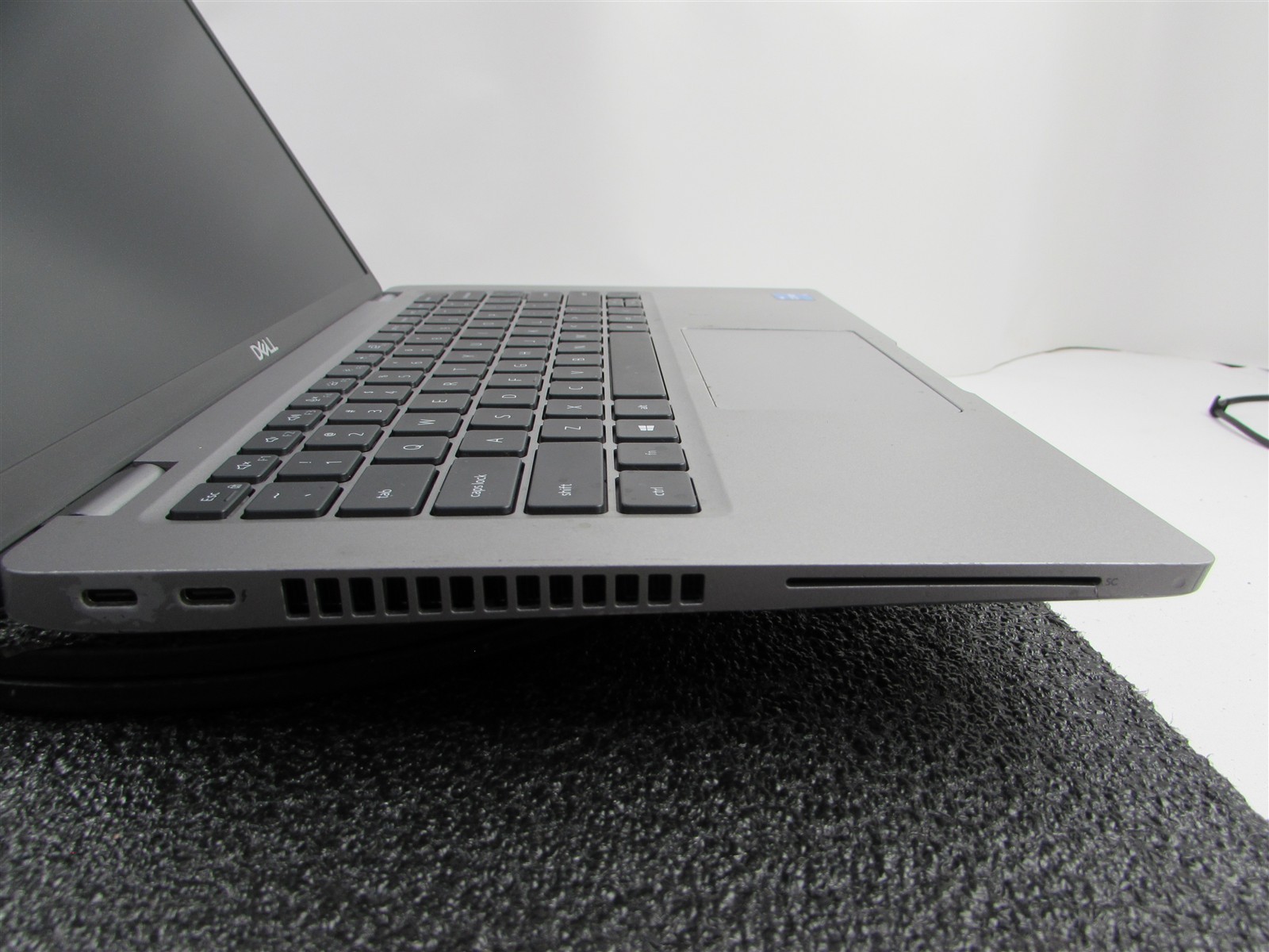 DELL LATITUDE 5420 1920X1080 FHD CORE I5-1145G7 512GB SSD 16GB RAM NO O.S/BATT