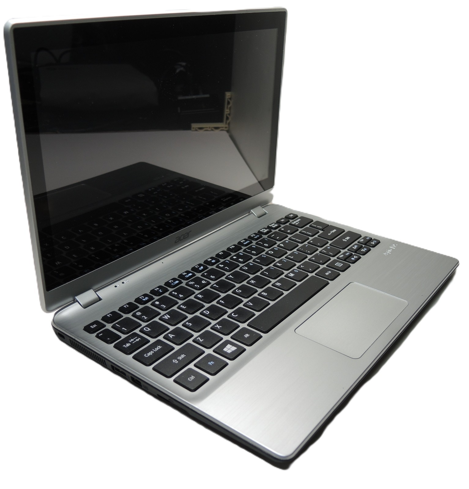 Acer Aspire V5-122P-0408 Laptop (NON-FUNCTIONAL, PARTS ONLY)
