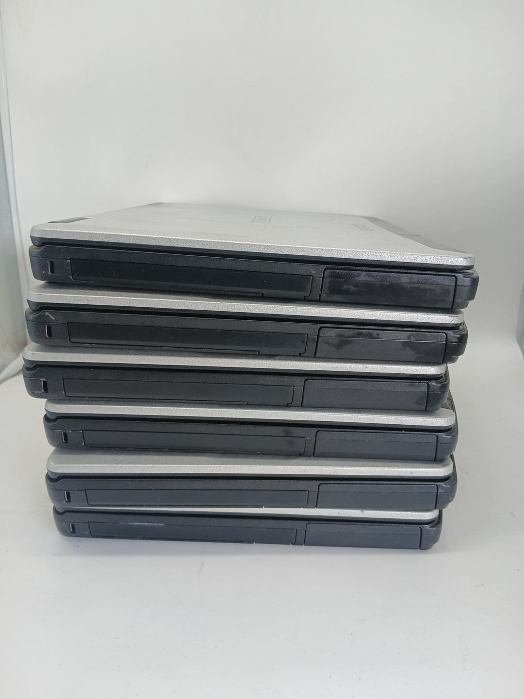 Panasonic ToughBook CF-54 14″ i5-5300U CPU 2.30Ghz 16GB RAM 256Gb SSD Win11 Pro