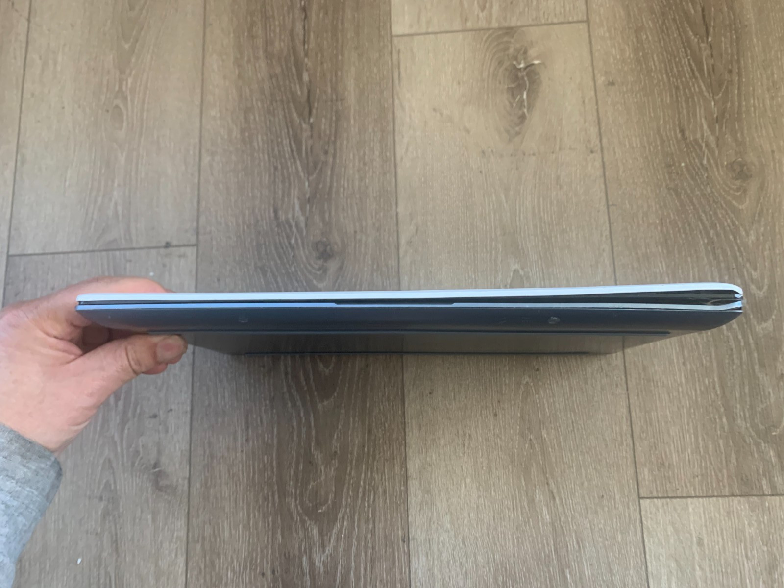 HP Chromebook x360 14-da0011dx 14” Intel Core i3-8130U 2.2GHz 8GB RAM 64GB SSD