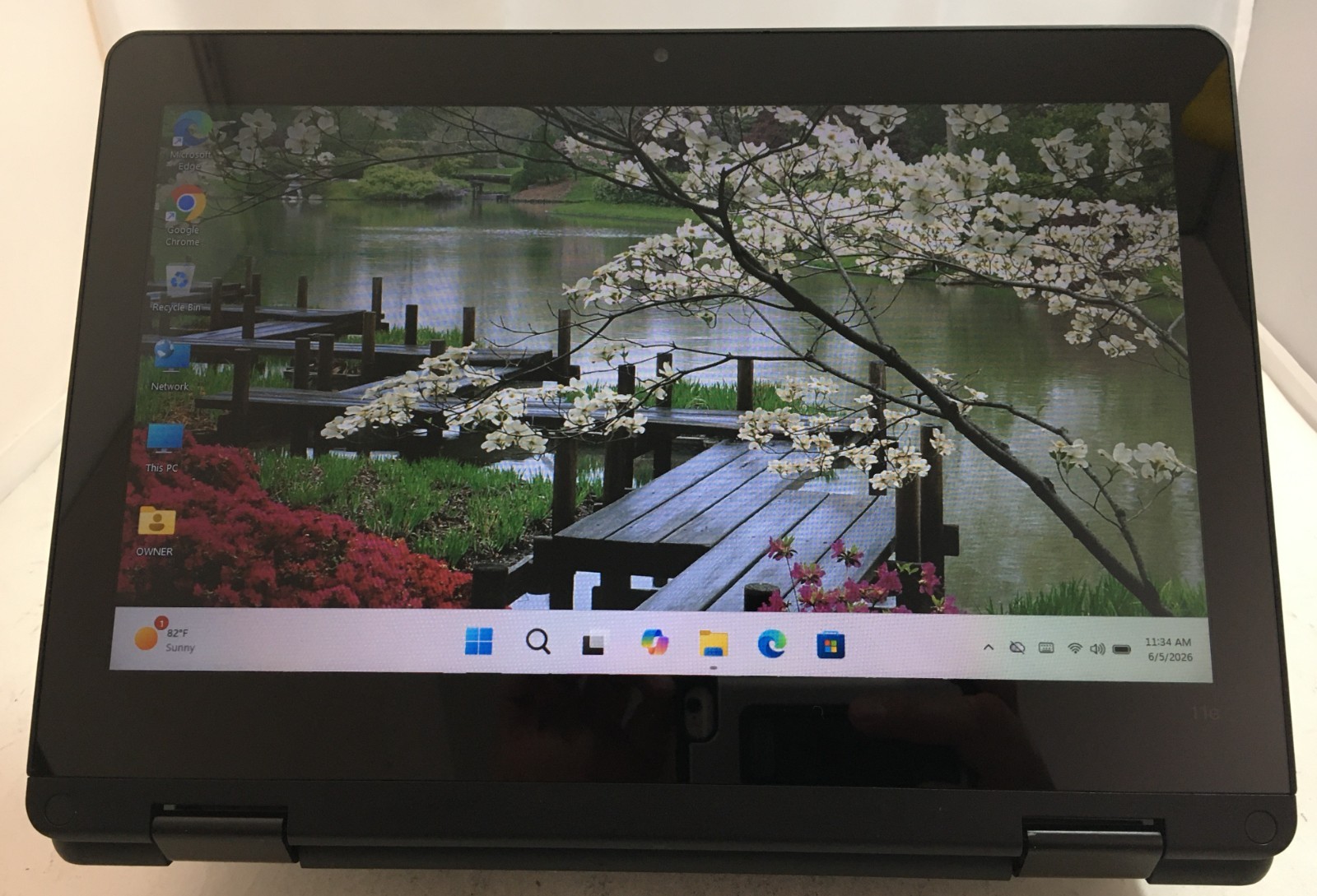 Lenovo ThinkPad 11e Yoga Gen 6 Touchscreen M3-8100Y 1.1GHz 8GB 256 GB SSD Win11