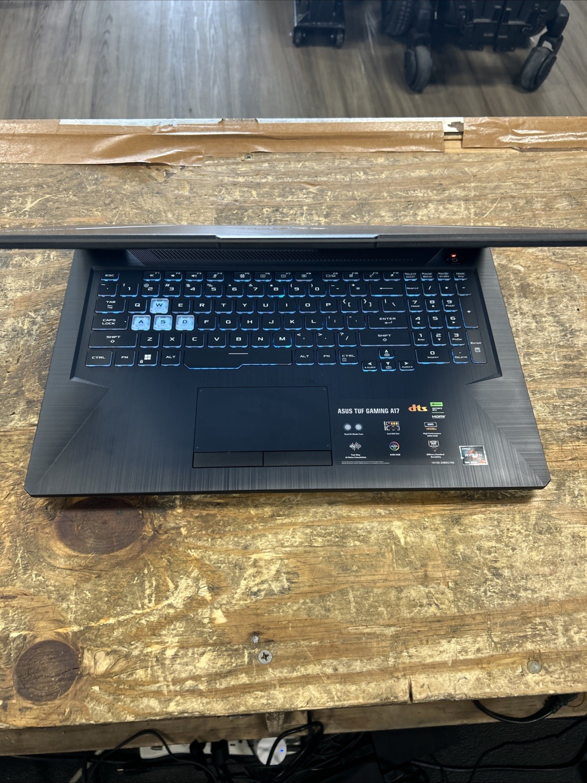 ASUS TUF A17 – 17.3″ W11 AMD RTX2050 Ryzen 7 7435HS/8GB/512GB SSD