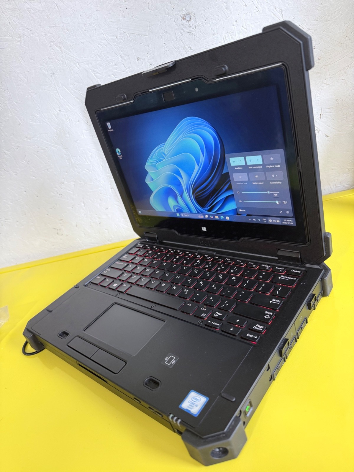 Dell Latitude 7214 Rugged Extreme Intel i5 6300U | 256GB SSD, 16GB RAM No Touch