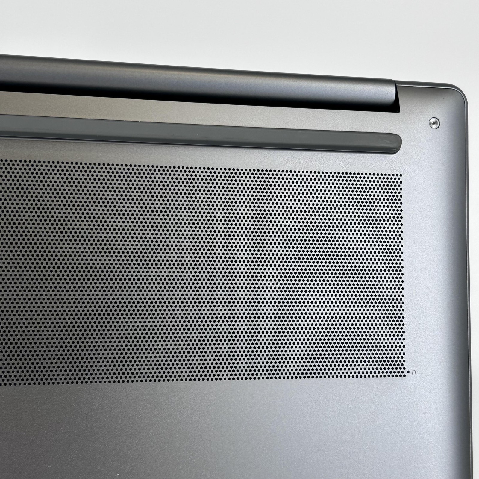 Lenovo Yoga Pro 9i 16 QHD+ TOUCH 2.3 GHz Ultra 9 185H 32GB 2TB SSD RTX 4050 Good