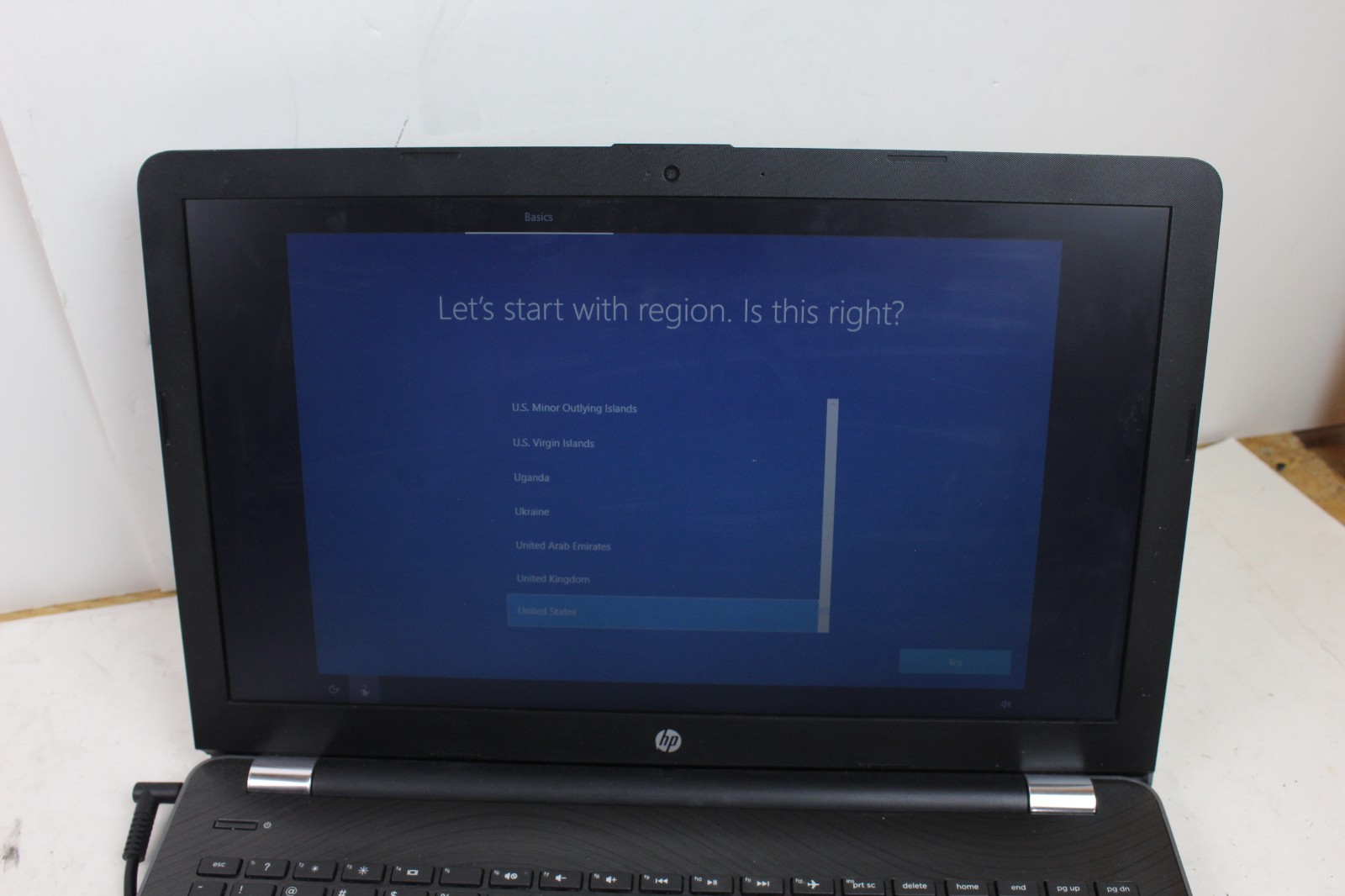 CASE DAMAGE HP Laptop 15-BW0XX AMD A10-9620P 8GB RAM 256GB HDD w/ OS