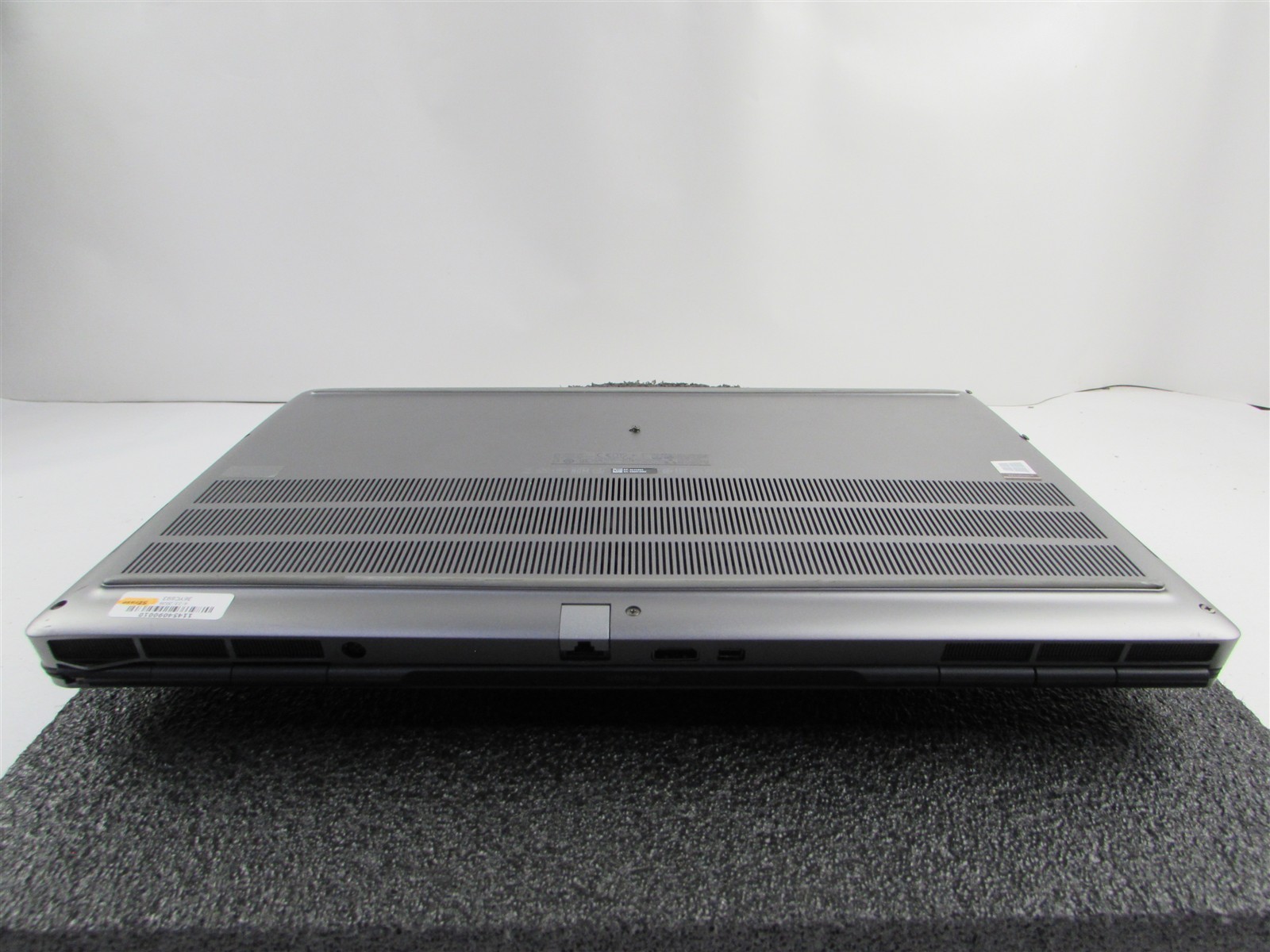 DELL PRECISION 7750 1920X1080 I7-10850H 1TB 32GB RAM RTX 3000 WIN 11 PRO NO BATT