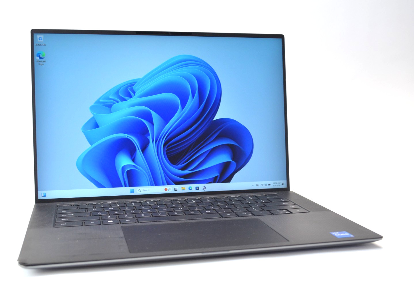 Dell Precision 5570 15.6 FHD+ i5-12600H 16GB DDR5 256GB NVME RTX A1000 Win11Pro