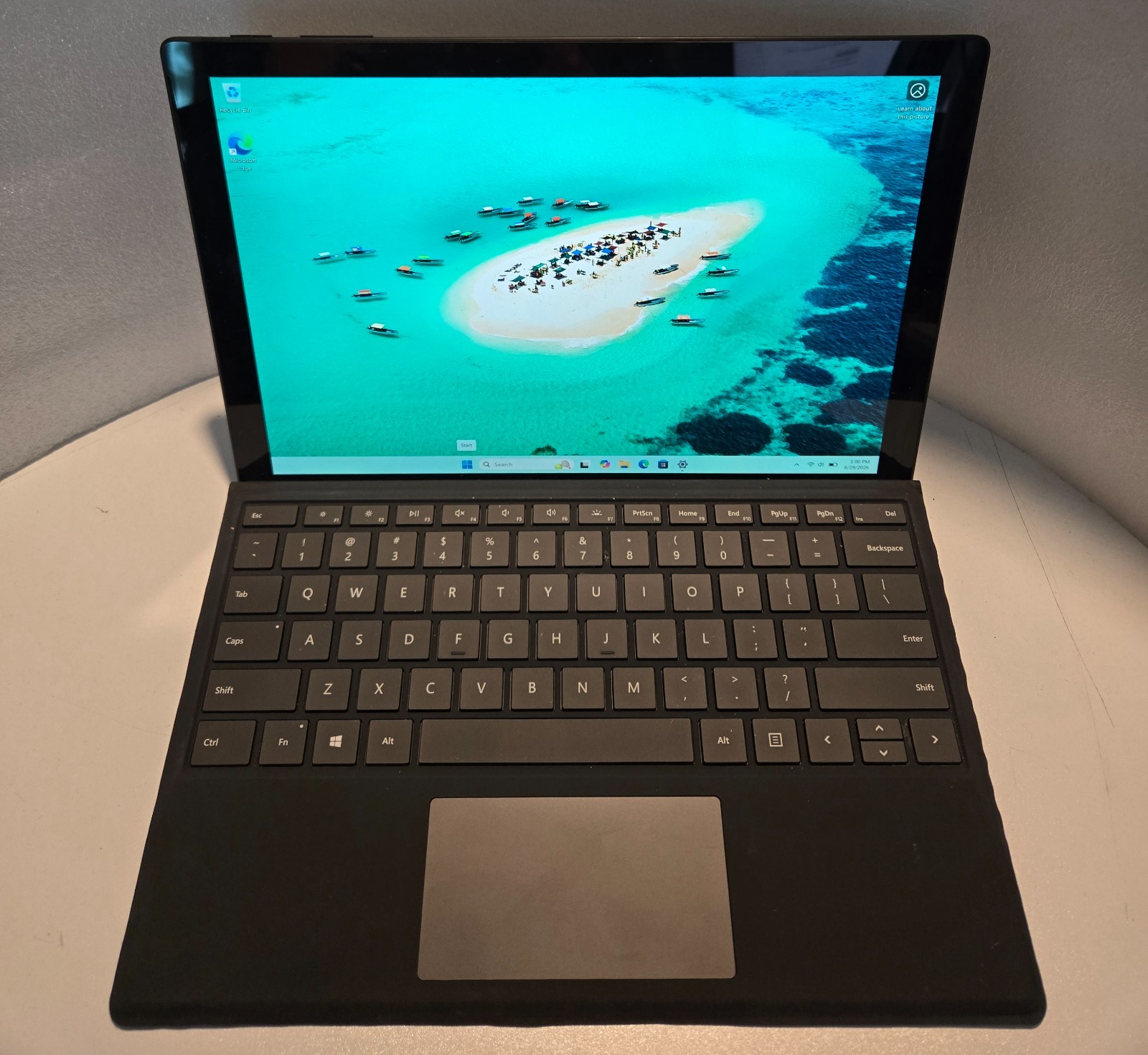Microsoft Surface Pro 7 1866 12.3″ Core i5-1035G4 8GB ram 256GB SSD