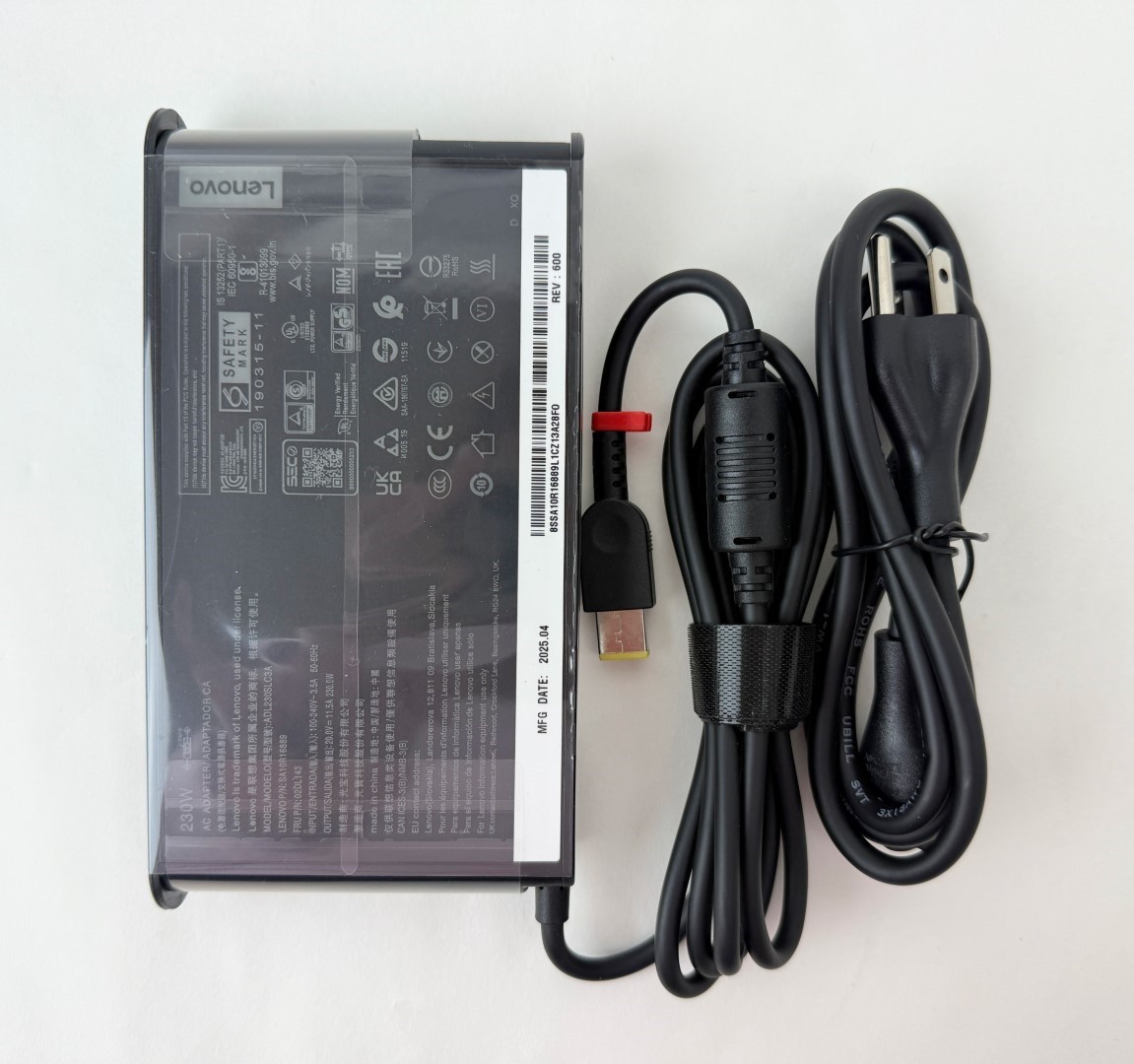 Lenovo Legion 5 16IAX10 16″ Ultra 9 275HX 32GB 1TB SSD RTX 5060 W11H – Dents