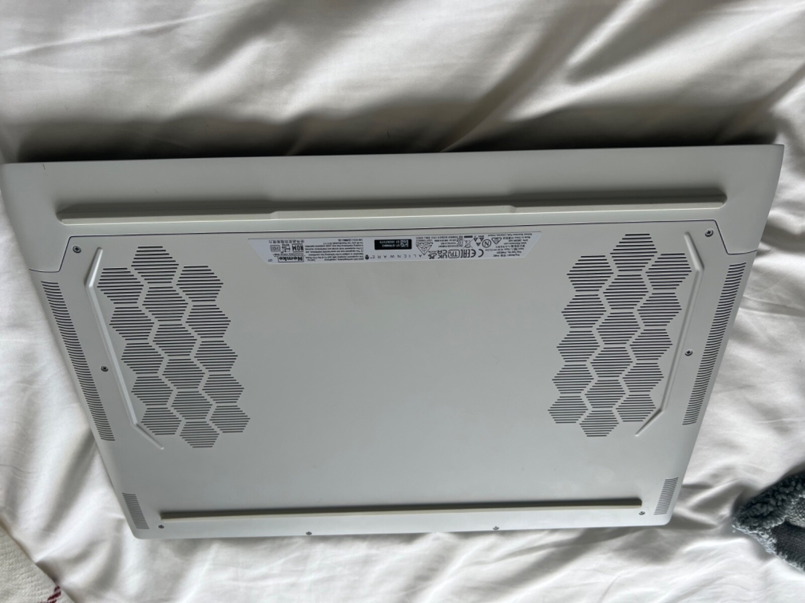 11th Gen Intel Core I7-11800H @ 2.30GHzNVIDIA GeForce RTX 3070 Laptop GPU16GB